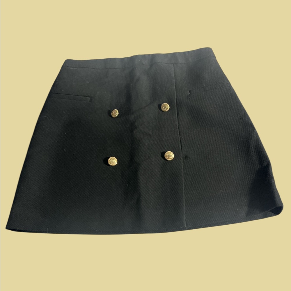 H&M Mini with Brass Buttons -Size 8